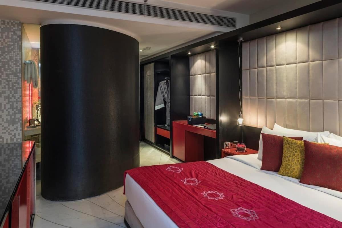 The Plaza Luxury Near International Airport By Gross Group 4*