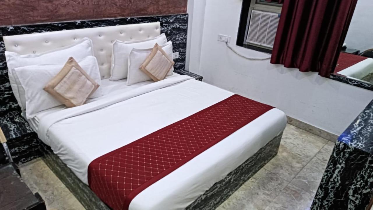Hotel The Plaza Luxury Near International Airport By Gross Group 4*